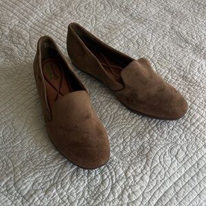 BareTraps Janine Green Suede Slip-On Flats